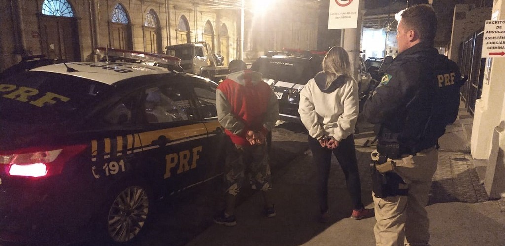 PRF recupera motocicleta roubada em Rio Grande