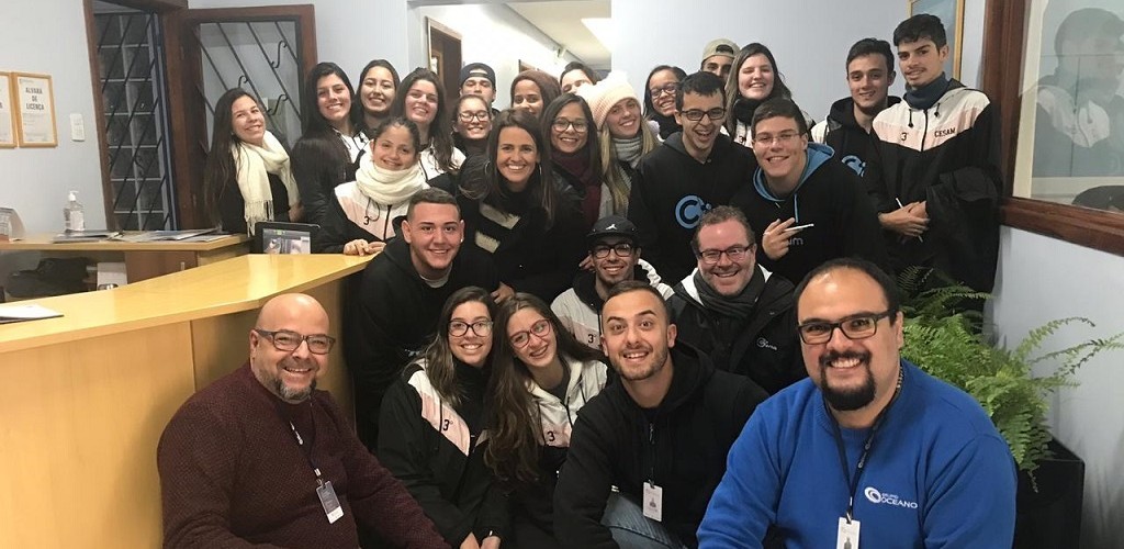 Alunos do Cesam visitam as instalações do Grupo Oceano