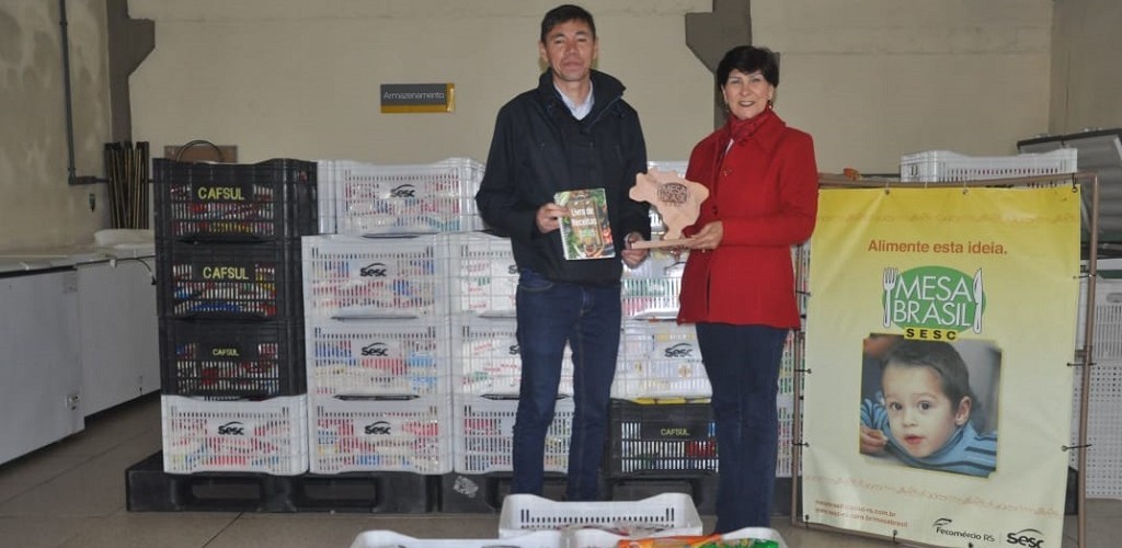 Alimentos arrecadados na 41ª FEARG são repassados ao Sesc Rio Grande