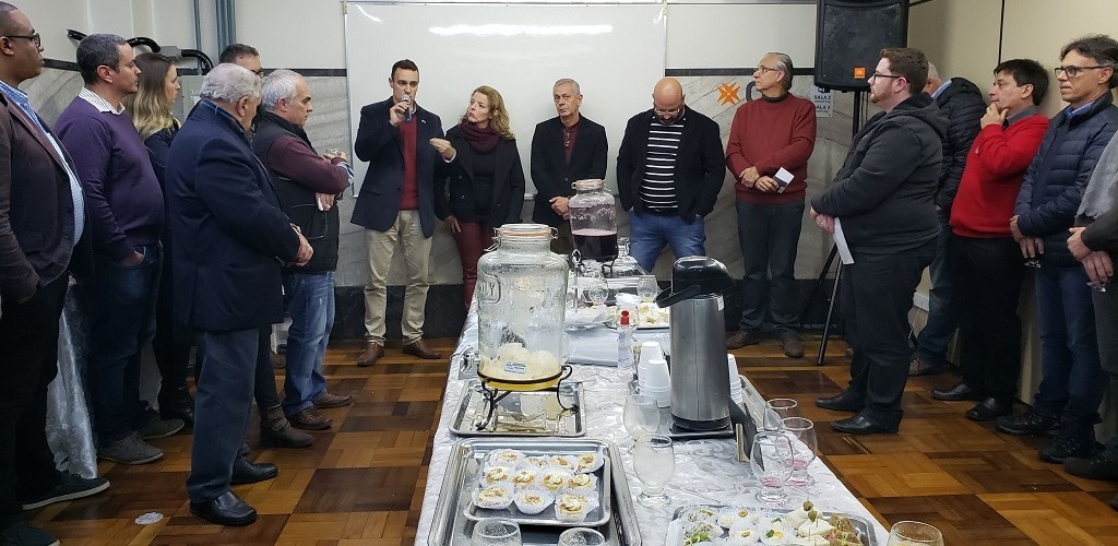 Programação do Mês do Comerciante foi divulgada em evento na CDL