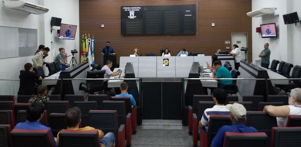 Três pedidos de abertura de comissão especial de inquérito foram protocolados no legislativo municipal