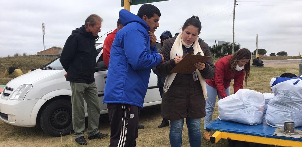 SUPRG entrega roupas aos Vagoneteiros