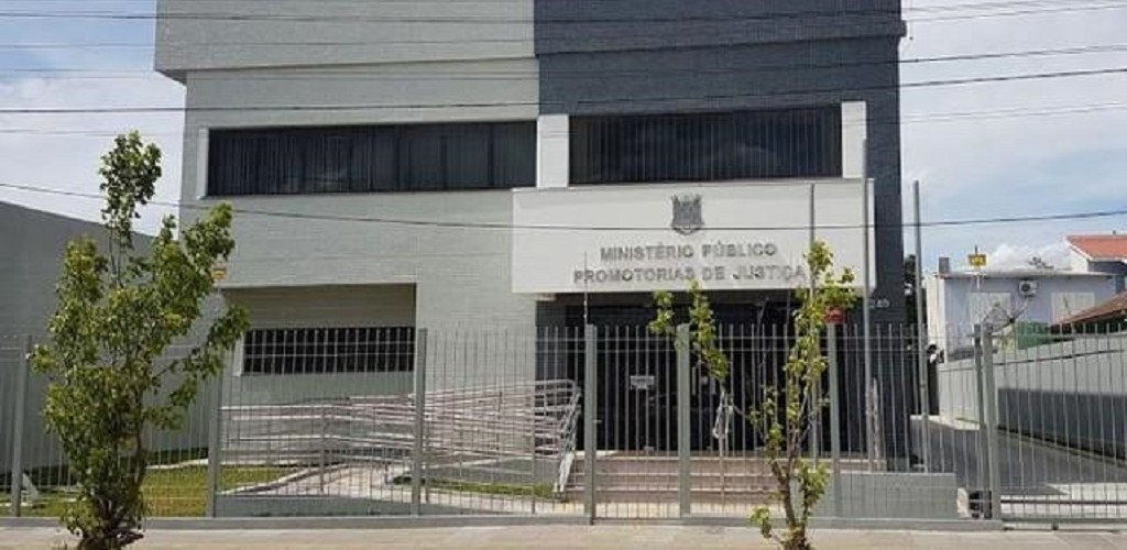 MP bloqueia bens do prefeito do Chuí 