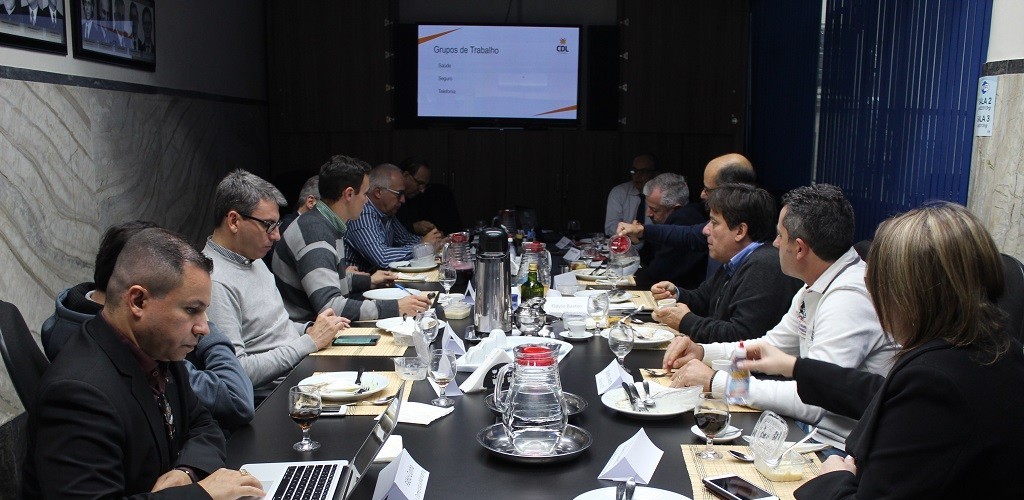Reunião de Diretoria ocorre na CDL Rio Grande