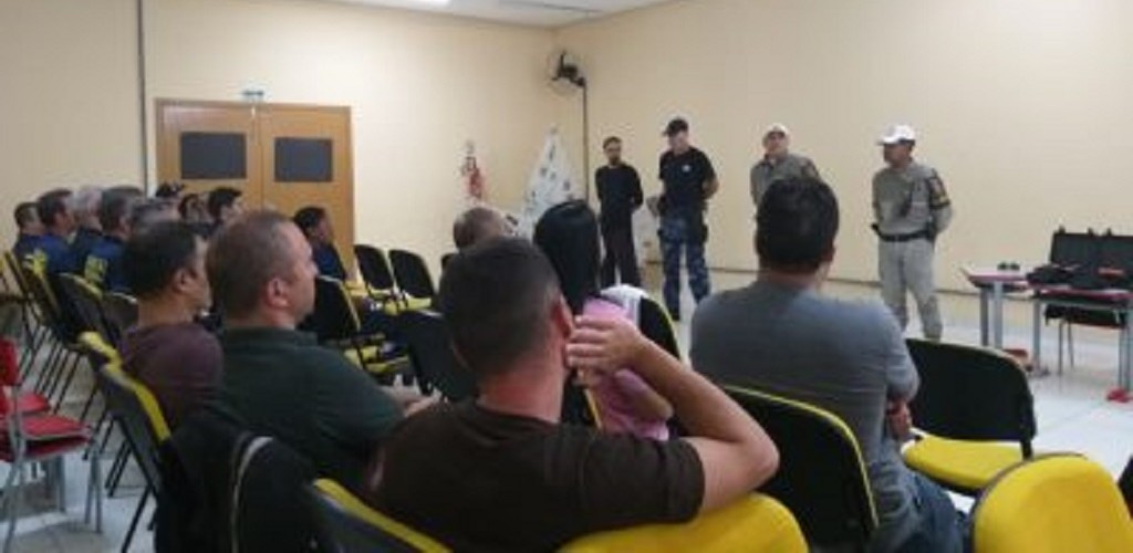 Guardas Municipais e Agentes de Trânsito participam de capacitação para uso de Sparks