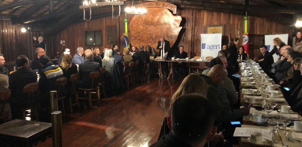 Agert apresenta relatório social em café da manhã