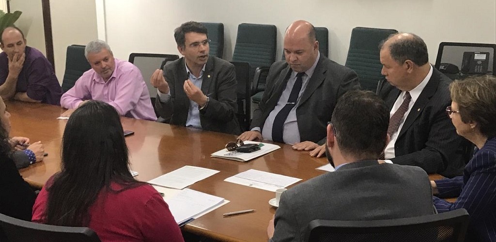 Governo Federal adia decisão de questionar na Justiça a Lei da Pesca Sustentável