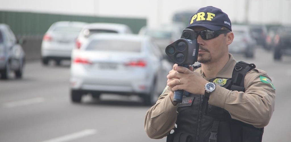 PRF determina suspensão e recolhimento de radares móveis