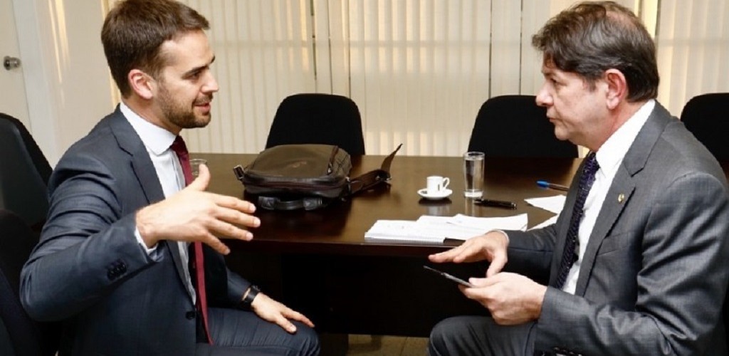 Governo busca recursos do pré-sal para Estados em crise