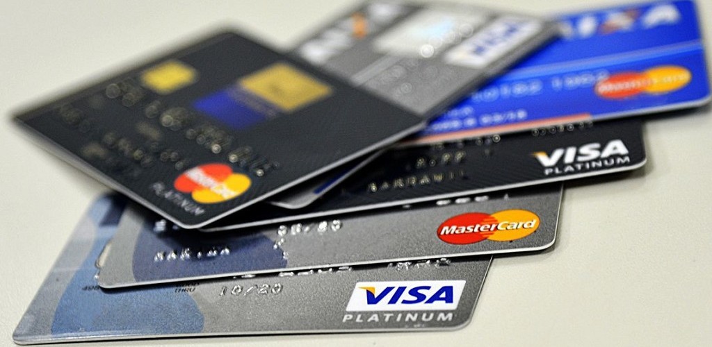 Compras com cartões crescem 18% no primeiro semestre