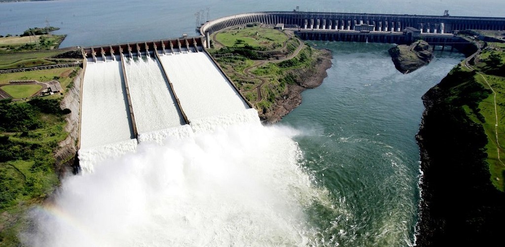 Brasil e Paraguai cancelam ata sobre compra de energia de Itaipu