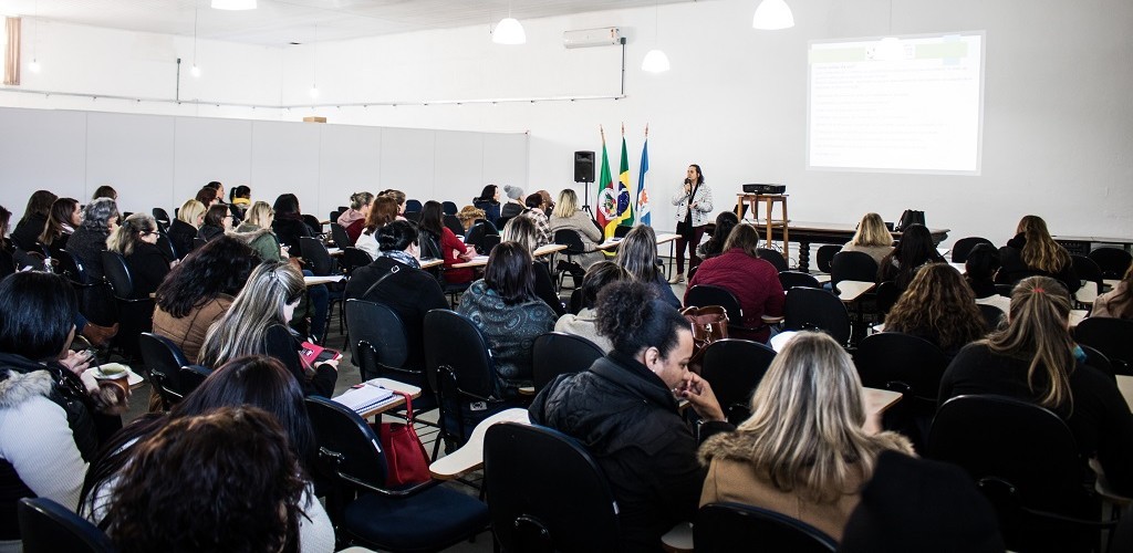 Pelotas cuida da saúde vocal dos professores da rede municipal