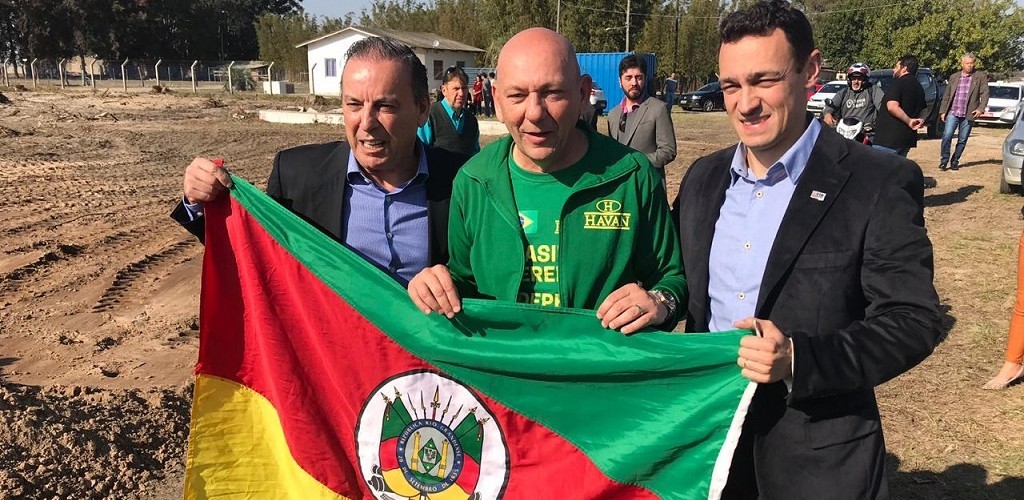 Dono da Havan, Luciano Hang, visita RG e critica burocracia