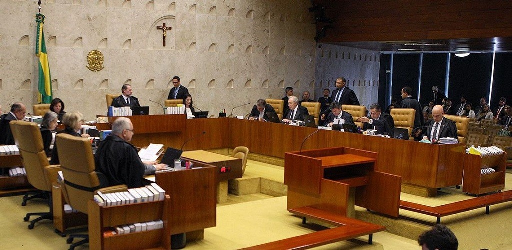 STF suspende transferência de Lula para presídio em SP
