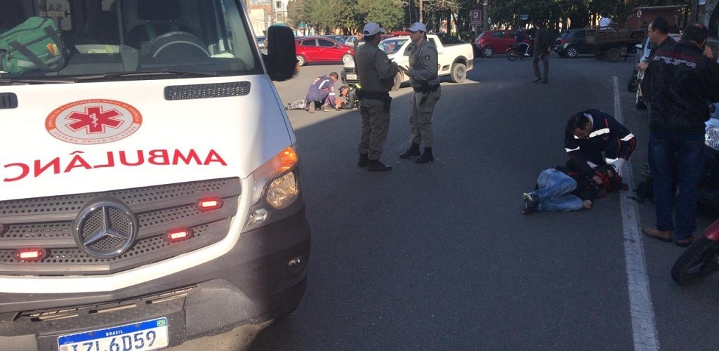Atropelamento na Aquidaban deixa dois feridos