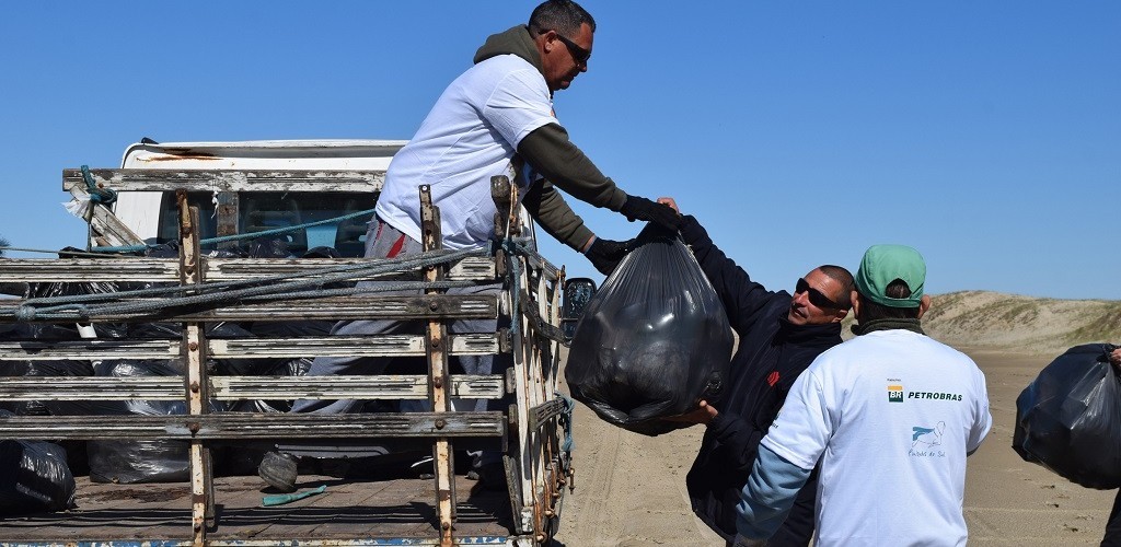 Ações no Cassino marcam o Dia Mundial da Limpeza de Praias
