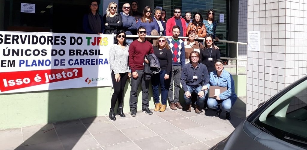 Servidores do Tribunal de Justiça entram em greve 