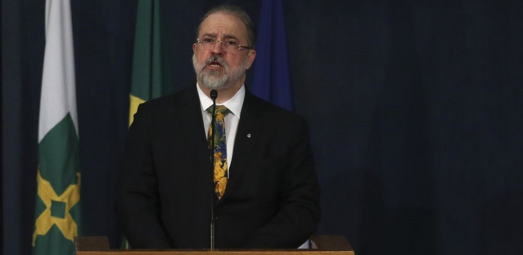 Aras diz que PGR priorizará combate intransigente à corrupção"