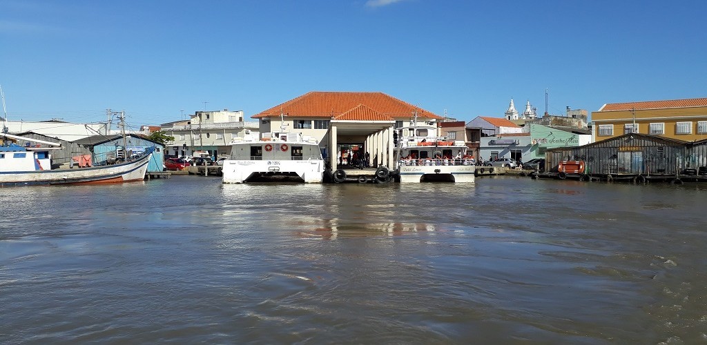 Travessia de passageiros tem horários ampliados