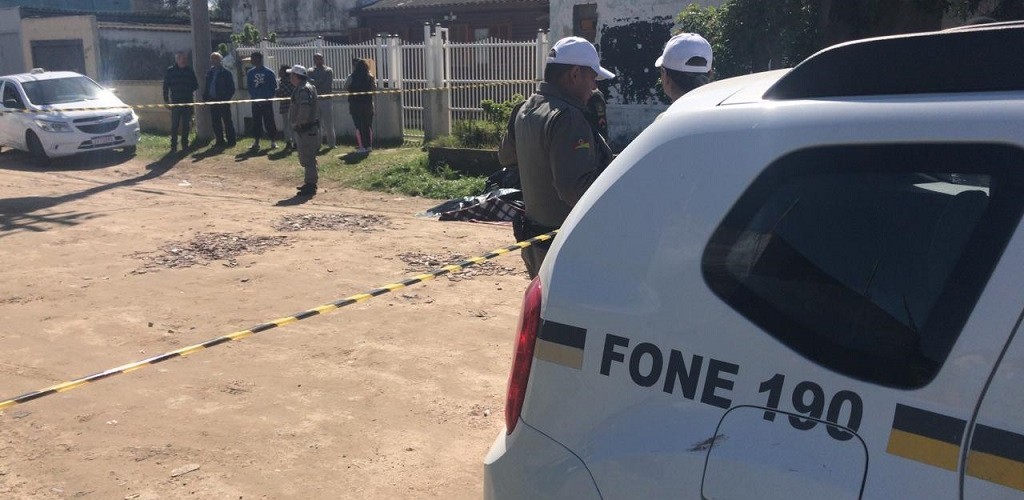 Jovem é morto a tiros na Rua Intendente Werneck