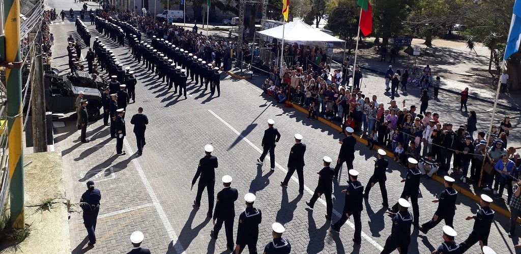 Marinha inicia o desfile cívico de 7 de Setembro em RG