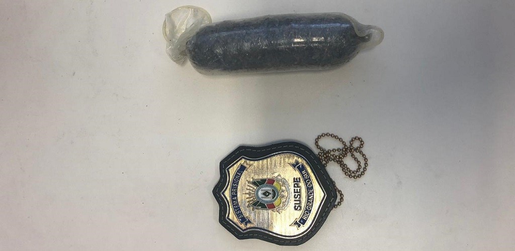 Mulher é presa ao tentar ingressar com drogas na Perg