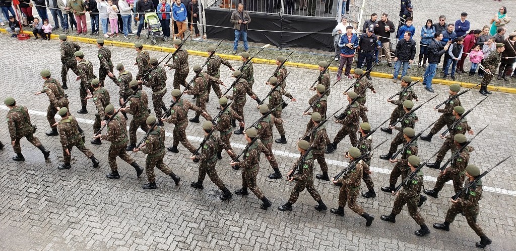 Desfiles marcam as comemorações do 7 de Setembro em RG