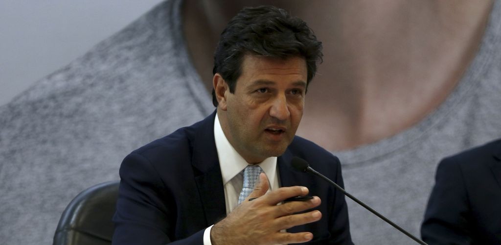Até o momento, não há risco de consumo de frutos do mar, diz ministro