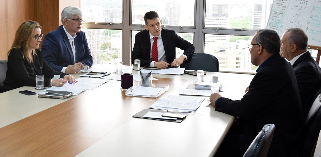 Reunião com trabalhadores debateu mudança do modelo de Gestão