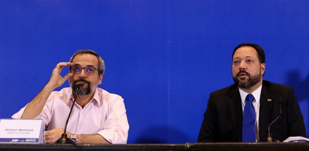 Enem: 1,2 milhão de inscritos faltaram; 376 foram eliminados