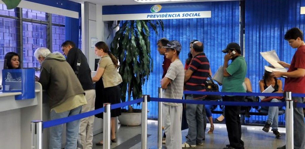 Leilão da folha do INSS gera arrecadação e aumenta bancos pagadores