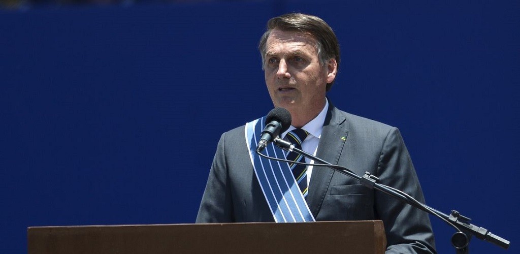 Aeronáutica é mais que guardiã da Constituição, diz Bolsonaro