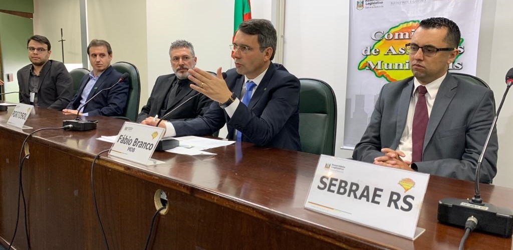 Audiência Pública discute retomada da política do microcrédito