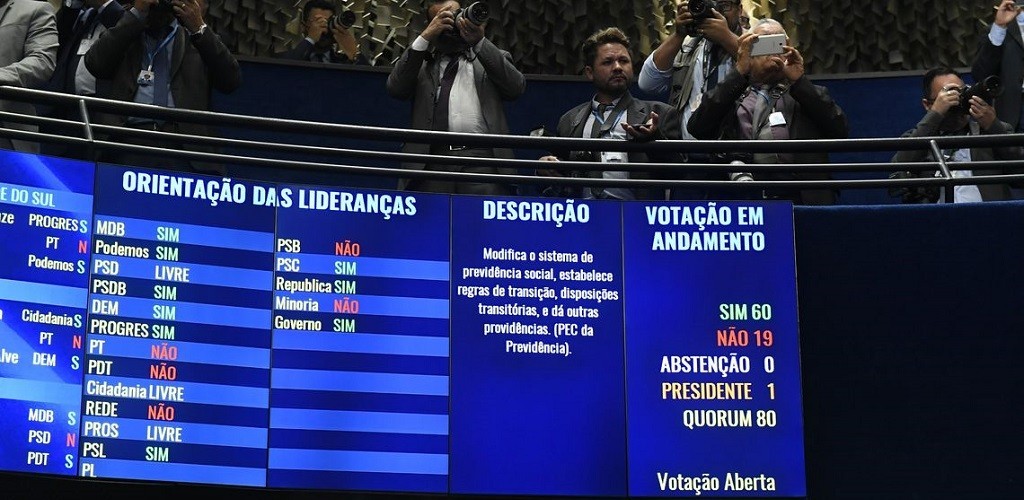 Senado aprova texto-base da reforma da Previdência em segundo turno
