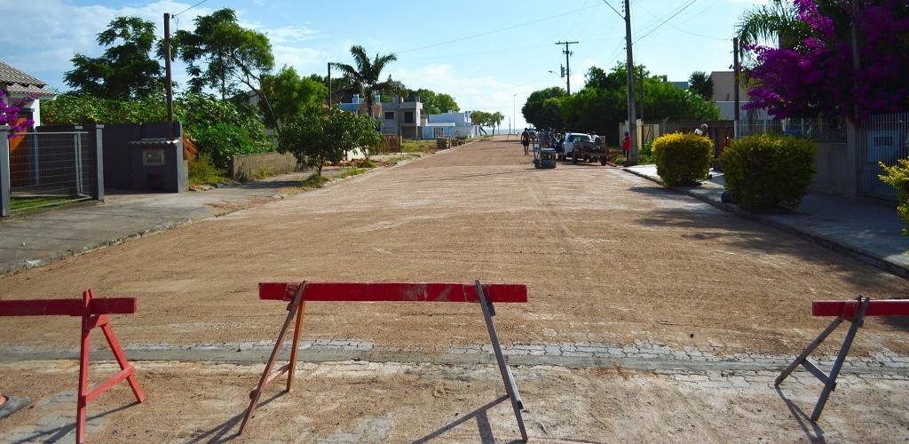 Em SLS, Barrinha tem mais uma obra do Programa de Pavimentação Comunitária