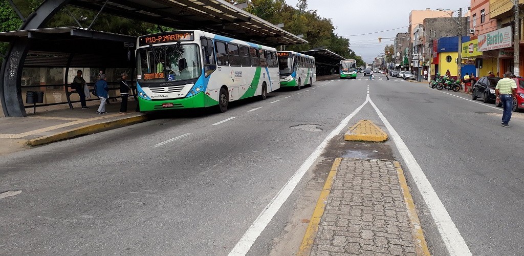 Transporte coletivo paralisará as atividades no final da tarde desta quarta-feira