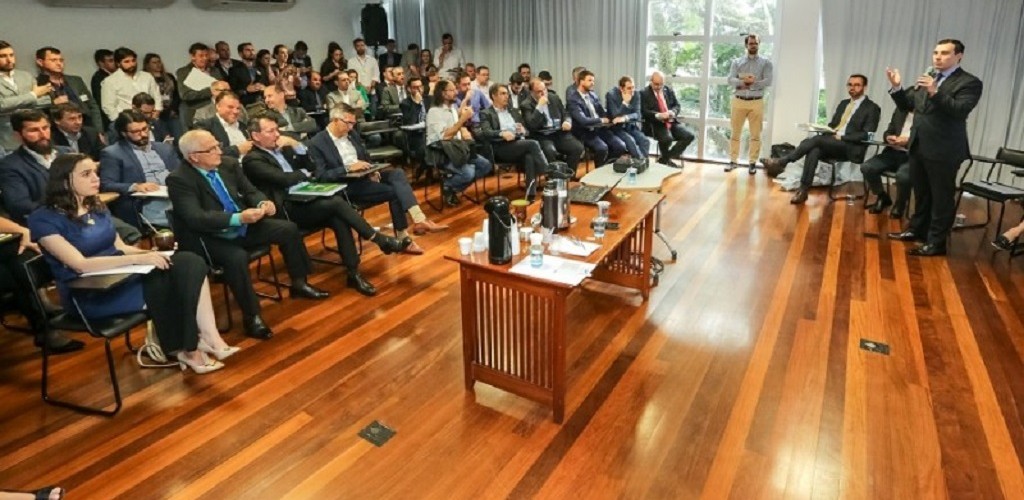 Governo mantém agenda de reuniões para esclarecer pontos da Reforma RS