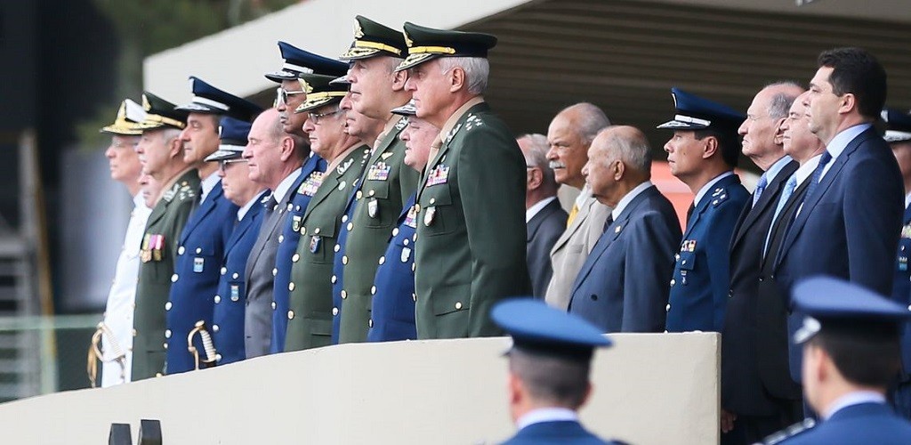 Governo dá aval para comissão reavaliar a previdência de militares