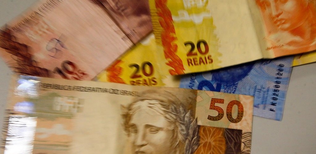 Novo valor do salário mínimo começa a vigorar amanhã