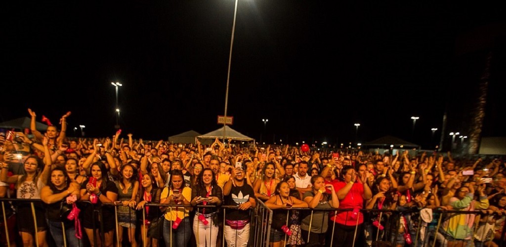 Thiaguinho e Bruno e Marrone se apresentam em Rio Grande neste sábado (01)