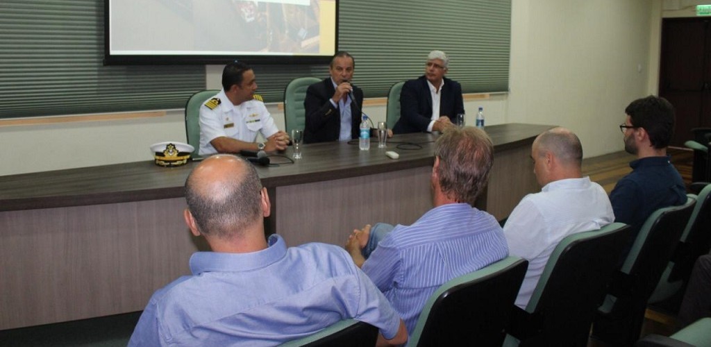 Câmara de Comércio sedia reunião da PORTOS RS