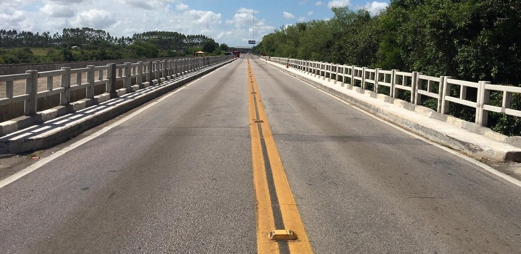 Ecosul retoma manutenção de ponte na BR 116