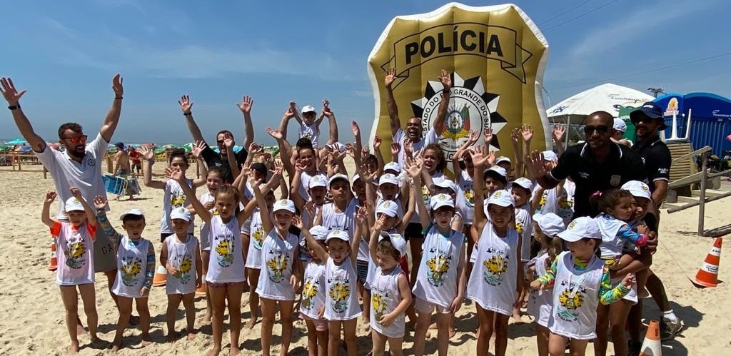 Polícia Civil realiza ações educativas  no final de semana