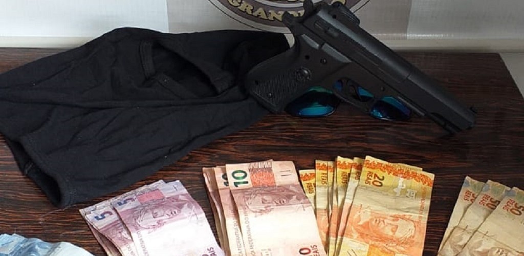 Homem é preso instantes após assaltar posto de gasolina na Av. Pelotas