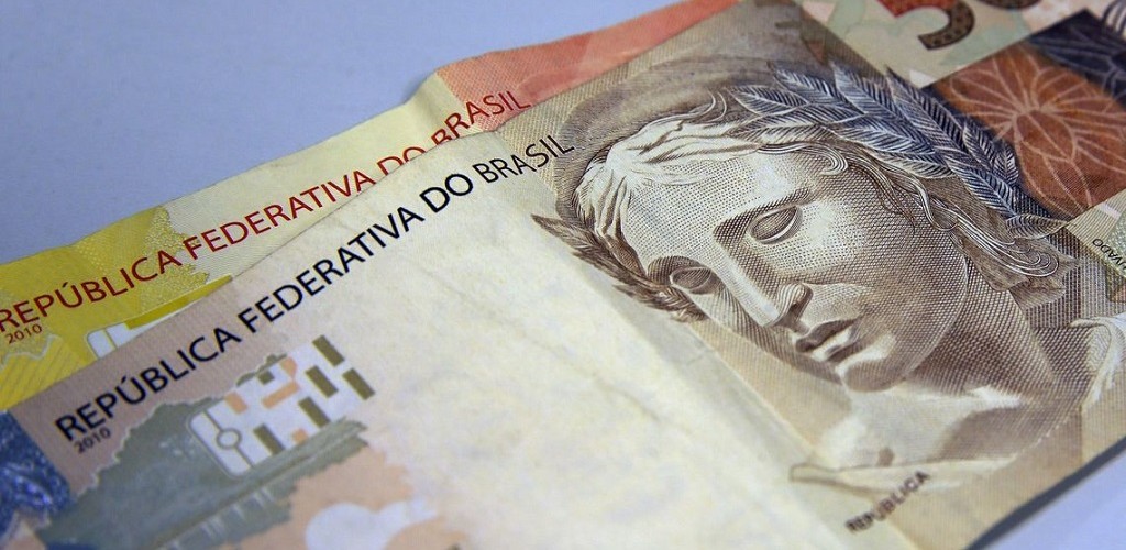 Governo deve autorizar nova alta para o salário mínimo