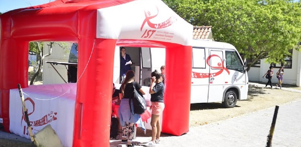 FURG oferece testes rápidos de ISTs durante a Acolhida Cidadã