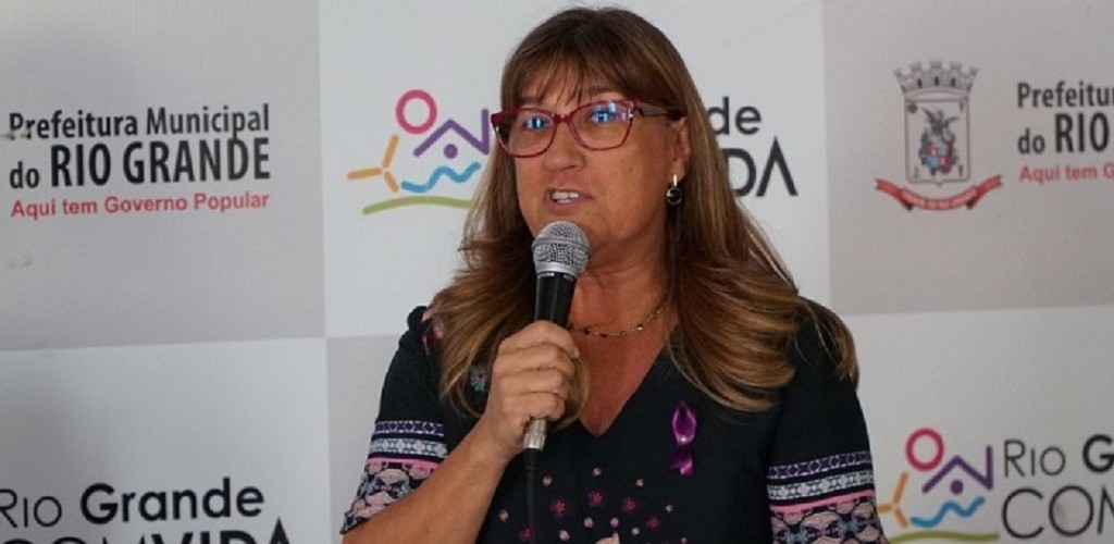 Reitora da FURG participa da abertura oficial do Março Lilás