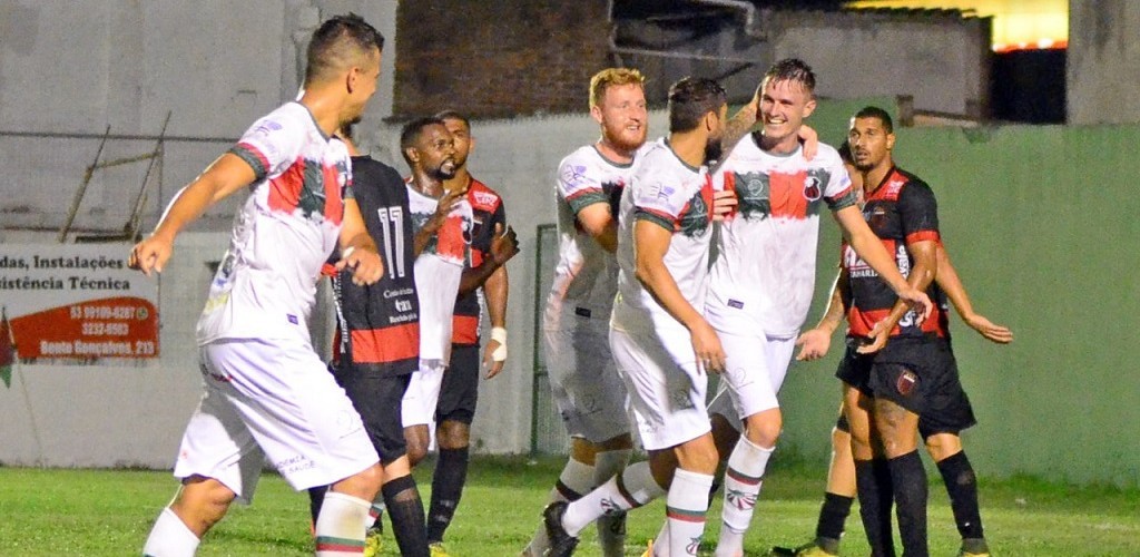 São Paulo vence e mantem a liderança na Divisão de Acesso