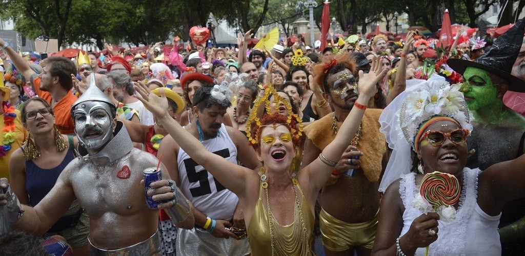 Marcado pelo turismo, carnaval deve movimentar R$ 8 bi na economia