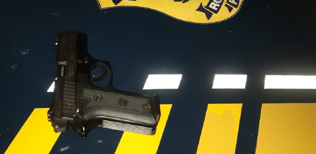 PRF prende homem por porte ilegal de arma de fogo em Rio Grande